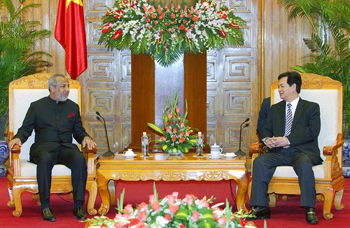 Thủ tướng Nguyễn Tấn Dũng tiếp Bộ trưởng Bộ Tư pháp Srilanka - ảnh 1